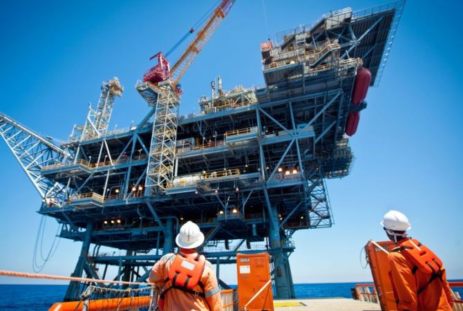 Итальянская Eni сообщила об обнаружении крупнейшего месторождения газа в 
Средиземном море
