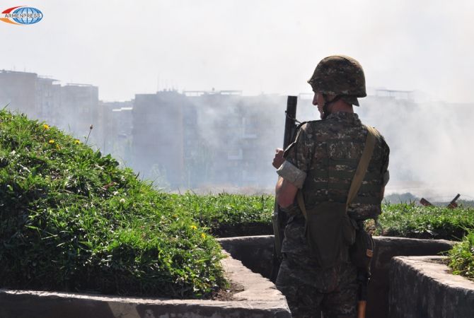  Прошлой ночью азербайджанская сторона произвела более 1200 выстрелов в 
направлении Арцаха: МО НКР 