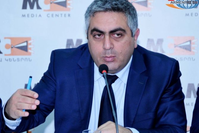 Artsrun Hovhannisyan: Contract soldier dies on border