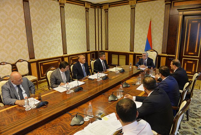 Президент Армении провел совещание для обсуждения результатов исследования, 
проведенного в Дорожной полиции 