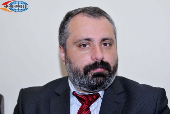  Дезинформация МО Азербайджана является попыткой повысить собственное 
достоинство в своих же глазах: пресс-секретарь президента НКР 