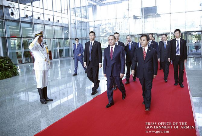  Армения высоко ценит участие китайских компаний в экономике Армении: премьер-
министр Армении 
