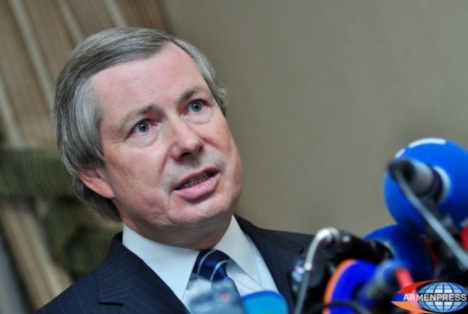  Сопредседатели Минской группы ОБСЕ призвали прекратить насилие 