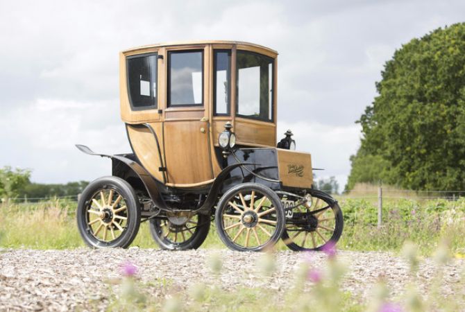 В Дании продали 110-летний электромобиль