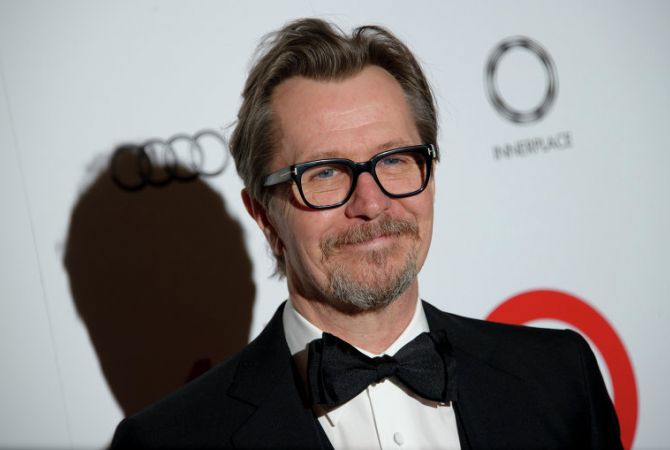 Actor Gary Oldman is divorced from his fourth wife