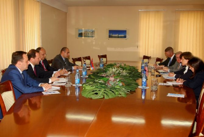 США высоко оценивают усилия Армении в сфере международного миротворчества