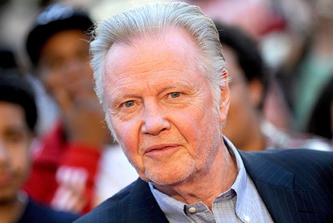 Jon Voight to star in "Harry Potter" spin-off