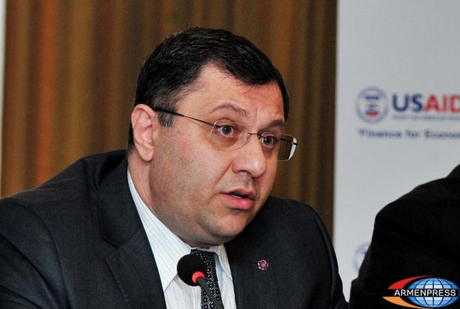Deputy Chairman of Central Bank of Armenia advises to save money in national currency