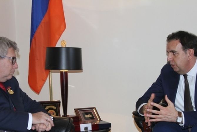  Замминистра ИД Армении и вице-спикер Европарламента обсудили ход сотрудничества 
Армения-ЕС 