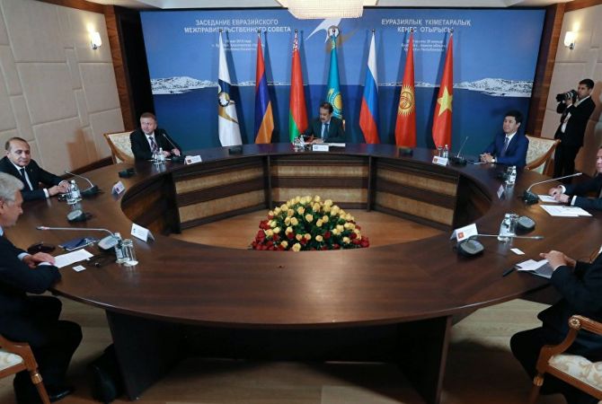  NDI: 31% респондентов за вступление Грузии в Евразийский союз 