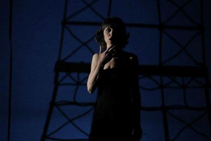 Armenian actress plays Édith Piaf on Istanbul stage