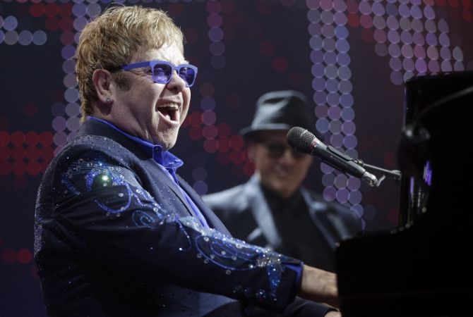 Elton john buys Beverley Hill estate for 3 Million dollars