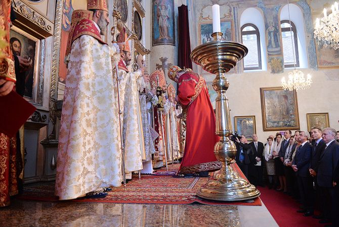Президент РА  и первая леди присутствовали при освящении Кафедральной  церкви Св. 
Геворга в Тбилиси