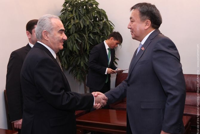 Ղրղզստանի խորհրդարանը դիտորդական առաքելություն կիրականացնի դեկտեմբերի 
6-ի 
հանրաքվեի ընթացքում