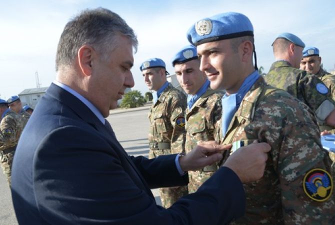 سفير أرمينيا في لبنان يشترك بمراسم التناوب لقوات حفظ السلام الأرمينية 