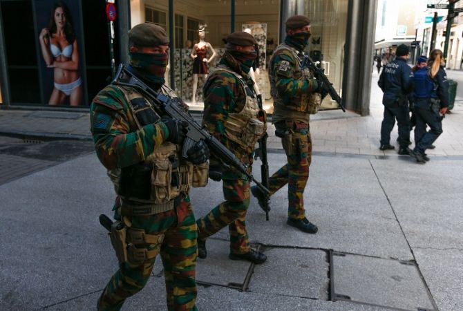 В пригороде бельгийского города Монс проводится полицейская антитеррористическая 
спецоперация