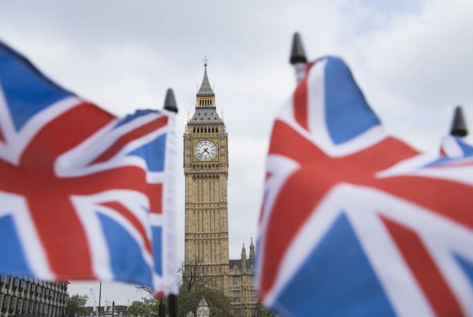 Минобороны: британское правительство еще не получило одобрения парламентом ударов 
по Сирии