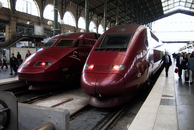 Բրյուսելի եւ Փարիզի միջեւ գնացքների երթեւեկությունը դադարեցված Է մալուխների հրկիզման պատճառով
