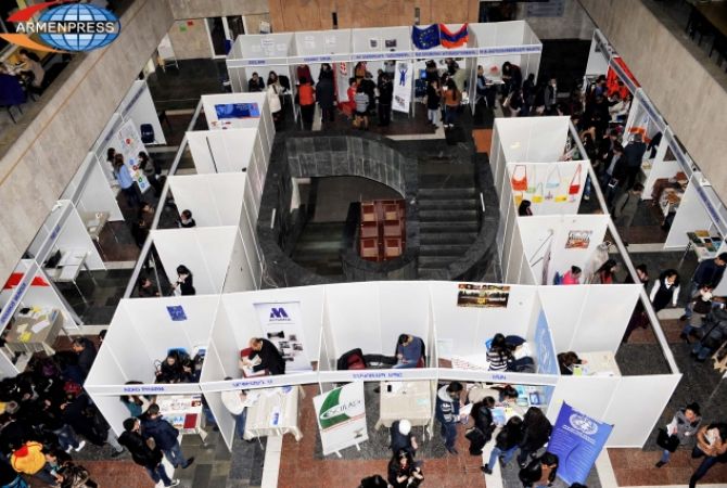 Number of employed and unemployed reduced in Armenia