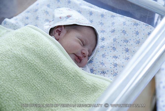 В Ереване за 20-26-е ноября родились  407 младенцев