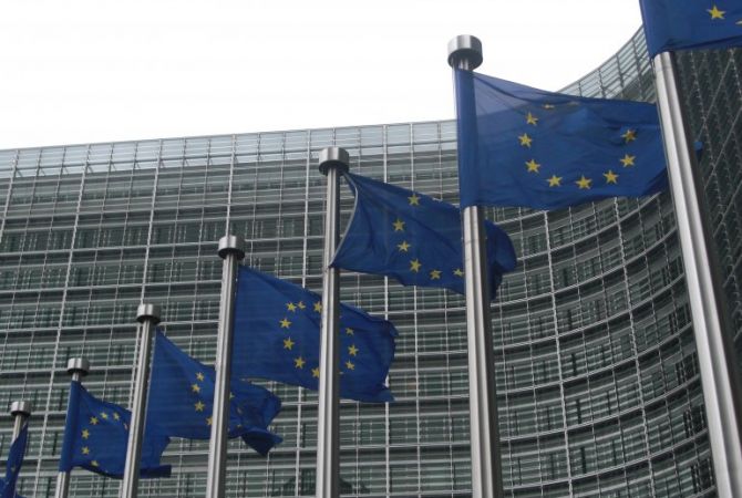 Еврокомиссия запустит ряд программ на сумму один миллиард евро в 27 странах
