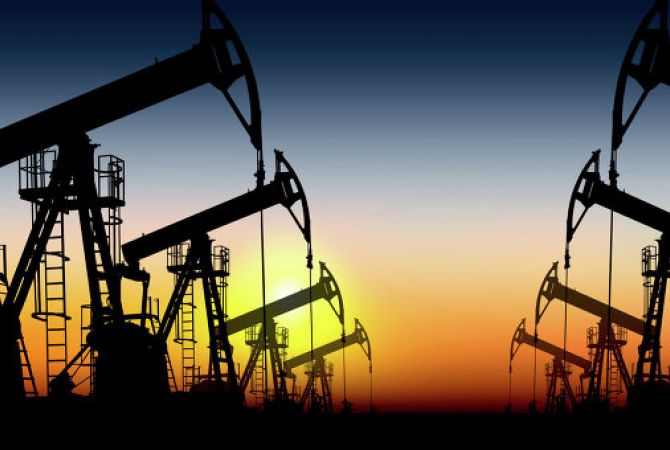  Цены на нефть продолжают снижаться 