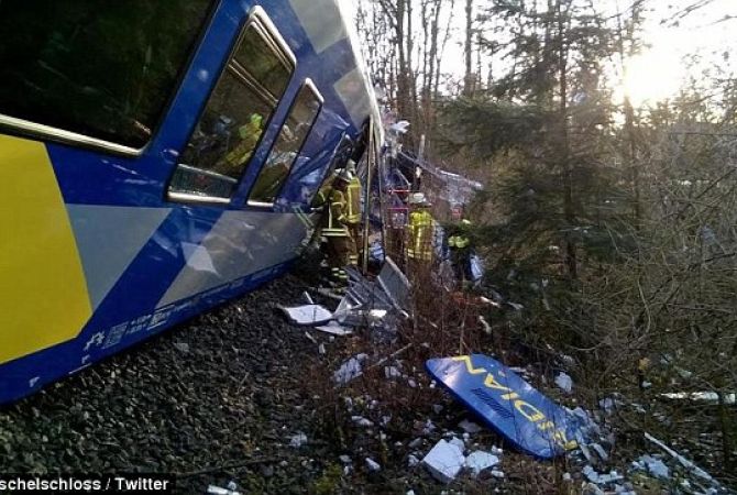 В железнодорожной катастрофе в ФРГ погибли четыре человека, 100 пострадали