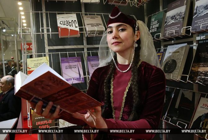 Беларусь и Армения будут сотрудничать в сфере книгообмена и перевода авторов на 
национальные языки