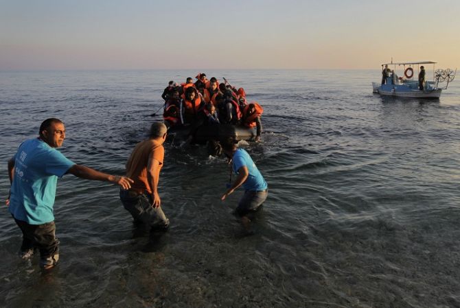 НАТО решило начать морскую операцию по борьбу с контрабандистами мигрантов
