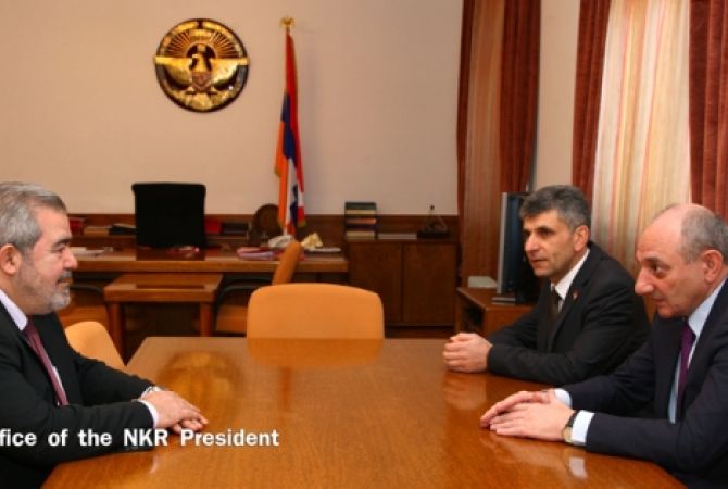 رئيس جمهورية ناغورنو كاراباغ-آرتساخ يستقبل الأمين العام لحزب الطاشناك