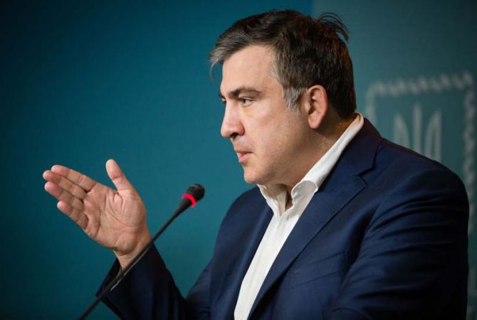 Саакашвили призвал Арсения «Тэтчер» уйти в отставку 