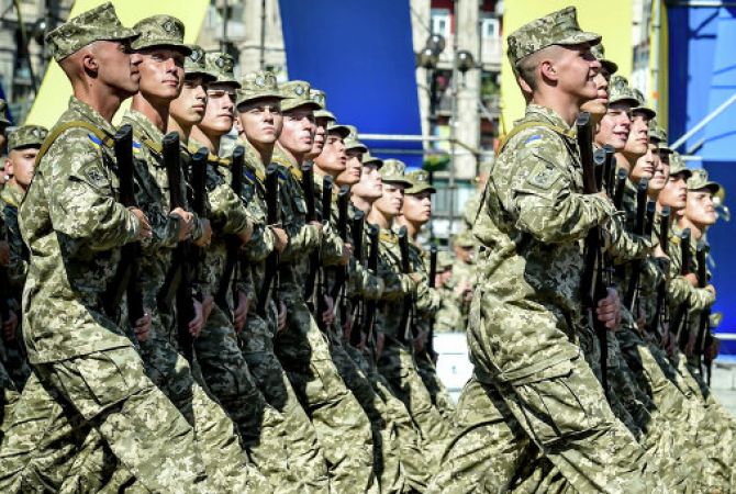 Киев признал, что страна не готова вступить в НАТО