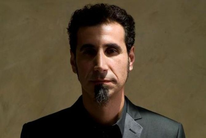 Serj Tankian calls on supporting families of killed Armenian soldiers