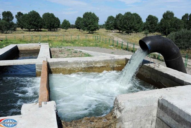 Премьер-министр Армении Овик Абрамян поручил обеспечить водой земледельцев  в 
оросительный сезон 