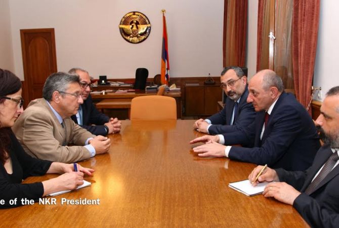 Президент НКР провел встречу с сопредседателем Совета попечителей Армянской 
Ассамблеи Америки