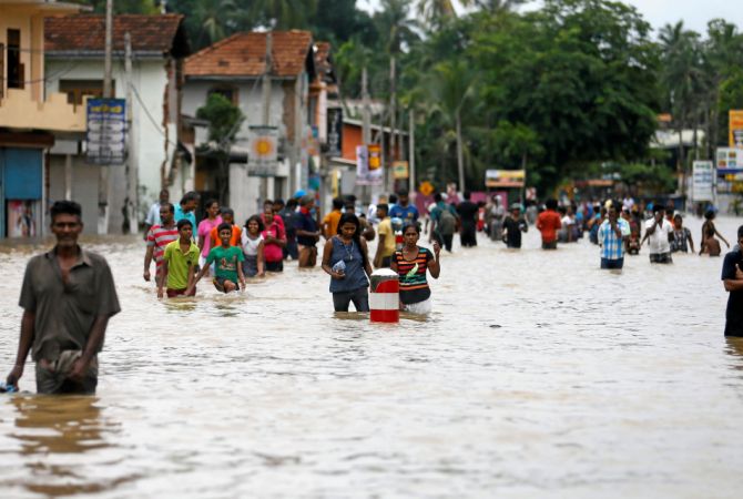 Шри-Ланка обратилась за международной помощью из-за наводнений