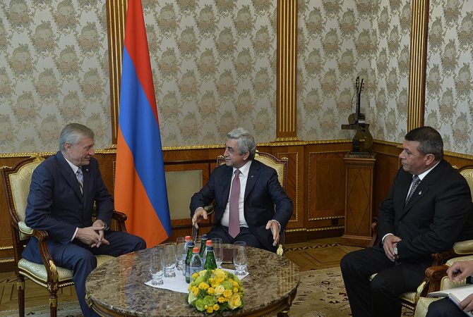 President Sargsyan praises “Cobalt 2016” CSTO police drills