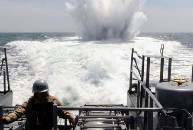 Южная Корея открыла предупредительный огонь по северокорейским судам в Желтом 
море