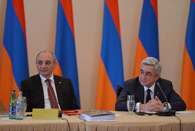 ՀՀ և ԼՂՀ նախագահների մասնակցությամբ Երևանում մեկնարկել է «Հայաստան» 
հիմնադրամի 
հոգաբարձուների խորհրդի նիստը