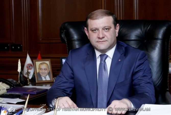 Yerevan Mayor congratulates graduates on “Last Bell”
