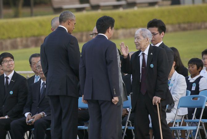 Obama greets atomic bomb survivors in Hiroshima