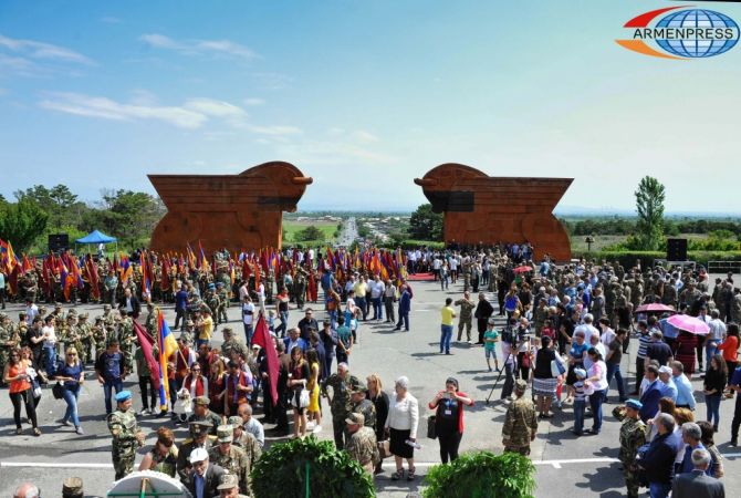 Мировое армянство отмечает День Республики