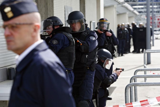 Во Франции прошли учения по предотвращению теракта при проведении Евро-2016