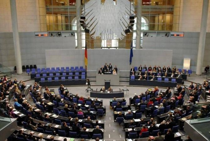 بالرغم من الضغوط التركية البرلمان الألماني سيناقش قرار الإعتراف بالإبادة الأرمنية في الثاني من حزيران 
القادم ابتداءً من الساعة 11:10 