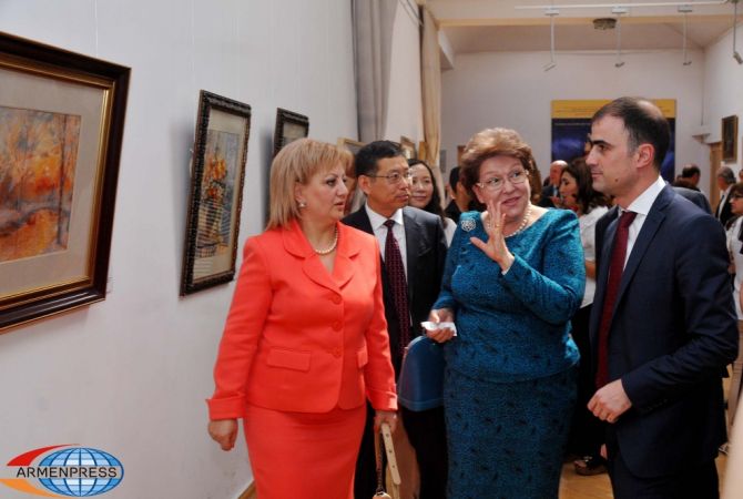 “Chinese elegant embroidery” exhibition opened in Yerevan