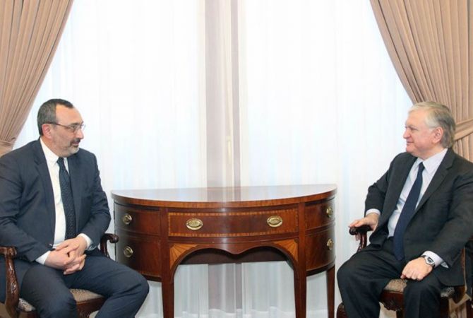  Глава МИД Армении представил карабахскому коллеге итоги трехстороннего саммита 
президентов Армении, России и Азербайджана в Санкт-Петербурге 