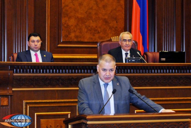 НС Армении обсуждает вопрос о внесении изменений в Избирательный кодекс Армении 