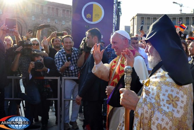 МИД Турции распространило заявление о визите Папы Римского в Армению