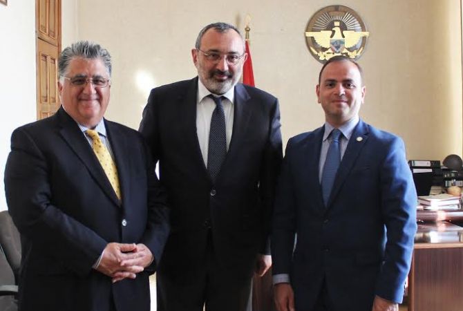 Foreign Minister of Artsakh highlights strengthening and developing relations between cities of 
Artsakh and California