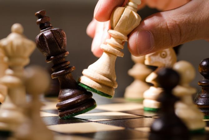 Сборная Армении занимает третье место на Всемирной Олимпиаде по шахматам в 
возрасте до 16 лет